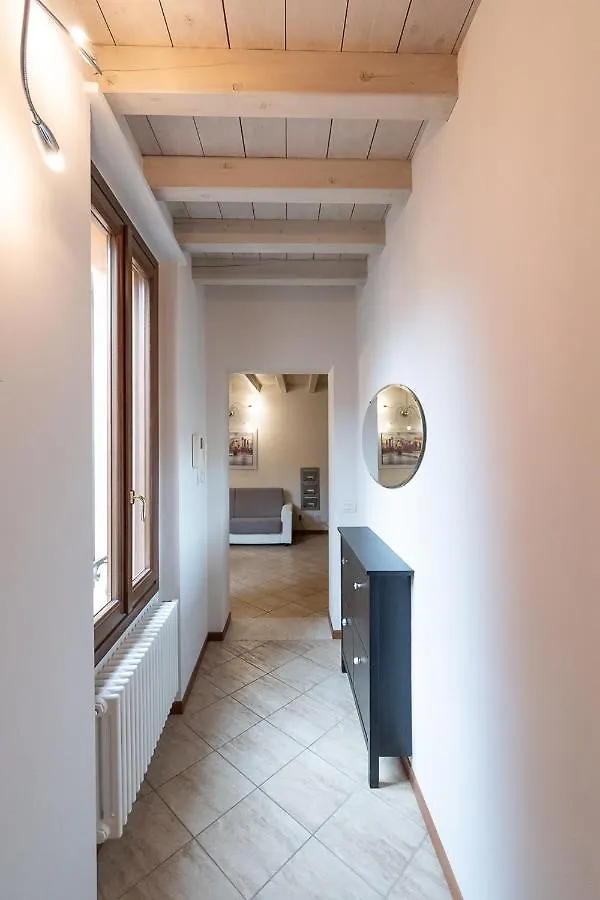 Apartment Trilocale Rua Sovera 85 - F&L Aparment Brescia