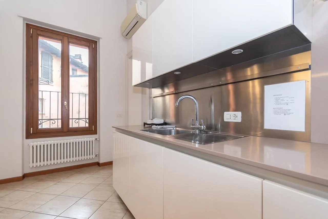 Trilocale Rua Sovera 85 - F&L Aparment Brescia Apartment