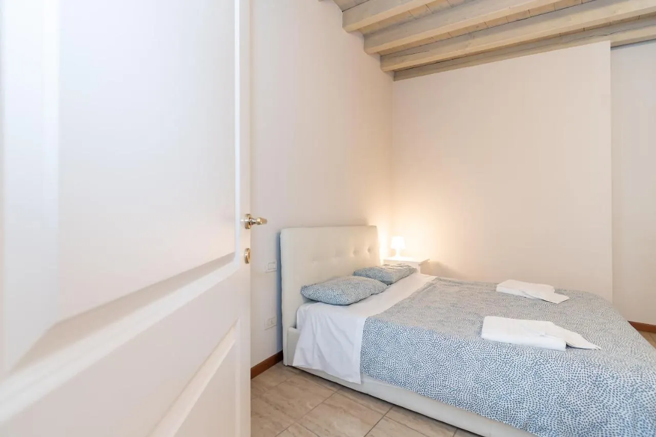 Apartment Trilocale Rua Sovera 85 - F&L Aparment Brescia Italy